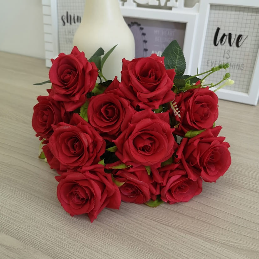 Искусственные цветы в Балашихе | Цветы искусственные «Розы острые», красные, букет