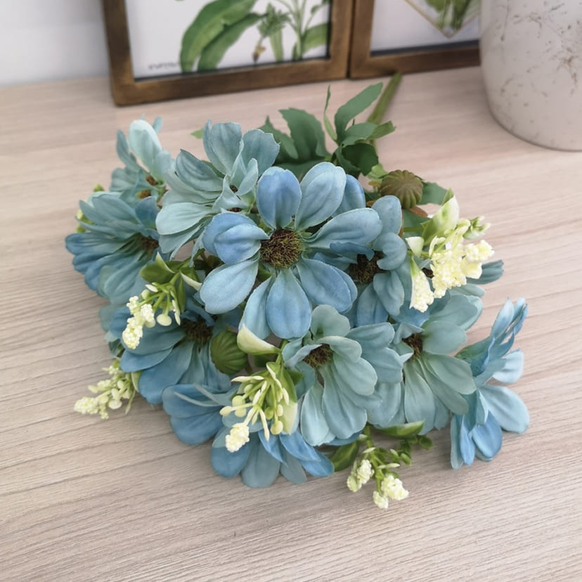 Искусственные цветы в Балашихе | Цветы искусственные «Ромашки с бутонами», голубые, букет